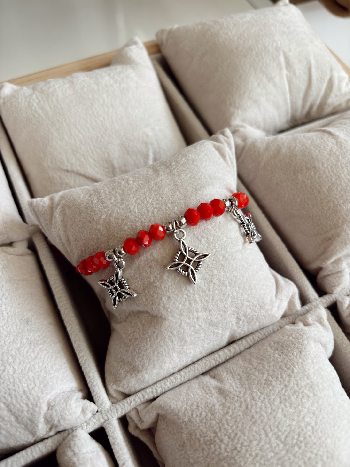 Pulsera nudo de bruja